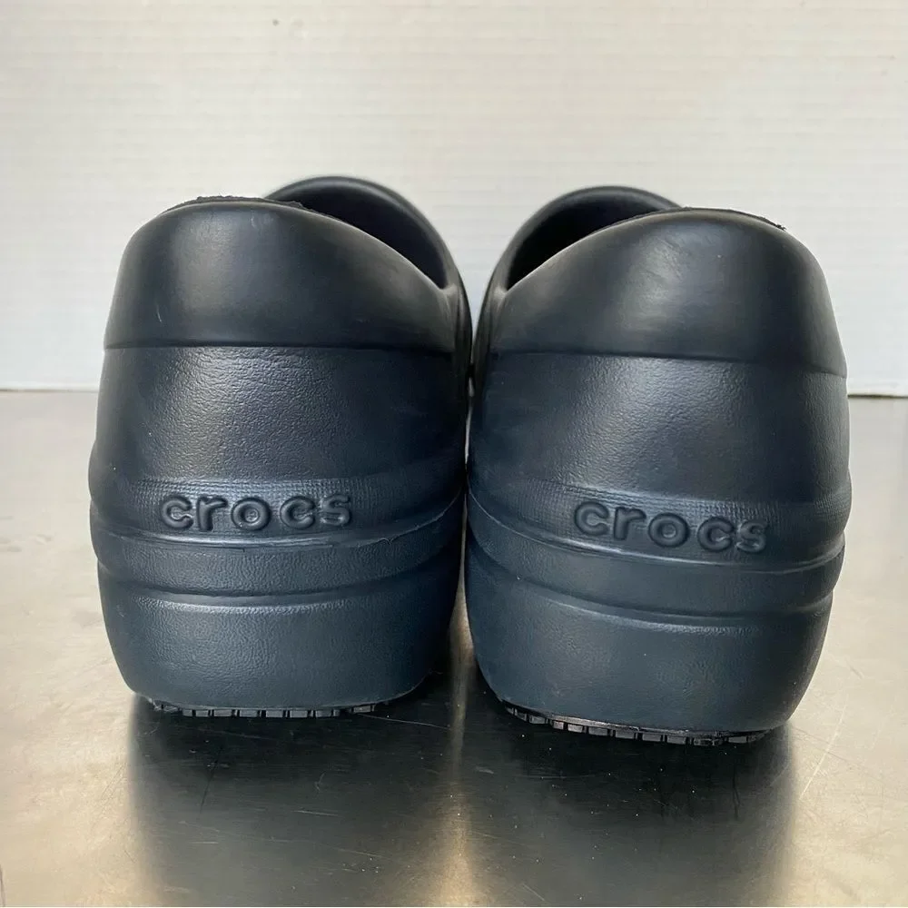 Crocs Lock Clogs Size 11 Women's Black Slip Resistant Work Shoes Nursing Chef